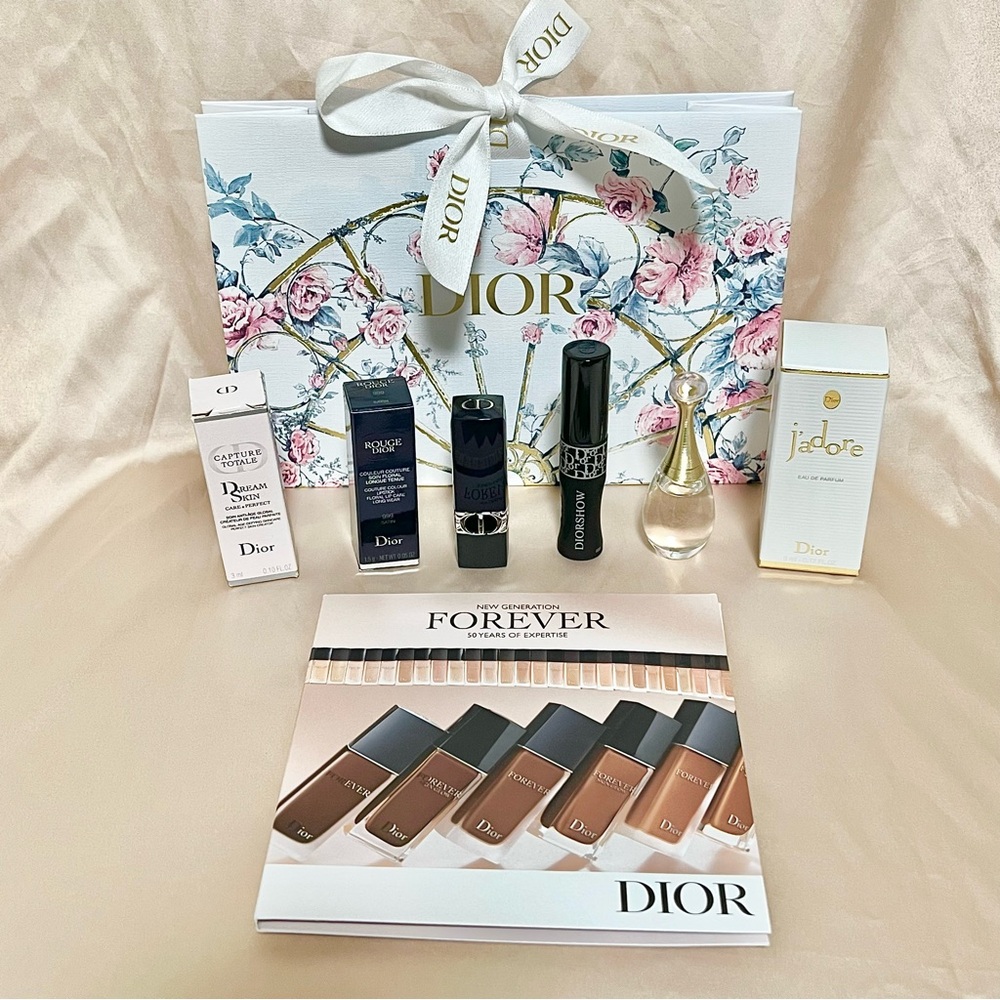 Dior Beauty Luxury 6pc Gift Set - Picture 3 of 14
